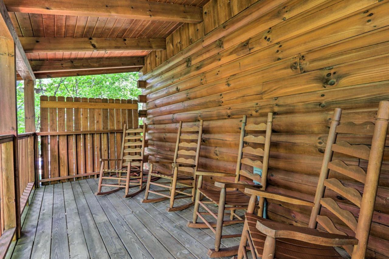 Cabin With Deck And Fireplace Less Than 3 Mi To Dollywood! Pigeon Forge Exterior foto